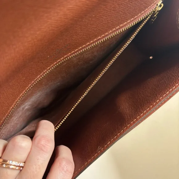 Louis Vuitton Monceau 28 Brown Monogram Crossbody Purse Gold Hardware Vintage - Picture 8 of 17